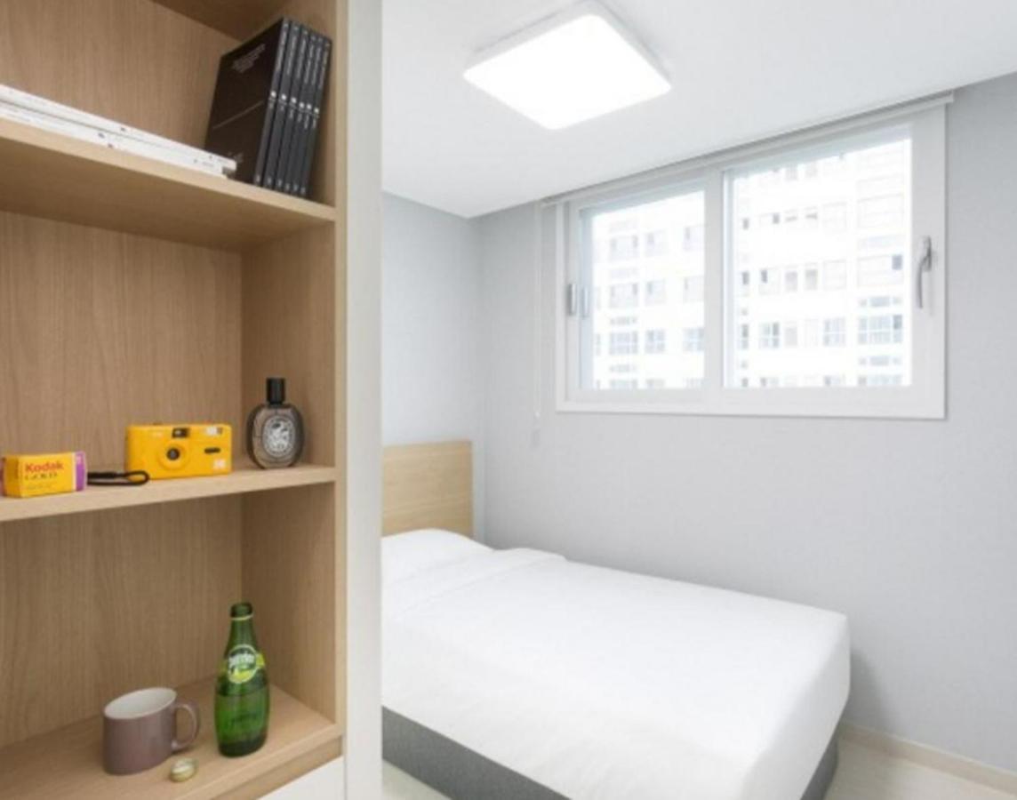 Yeosu Hotel First City Εξωτερικό φωτογραφία